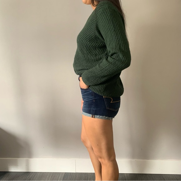 Urban Heritage Green knit sweater women’s size small - Picture 3 of 10